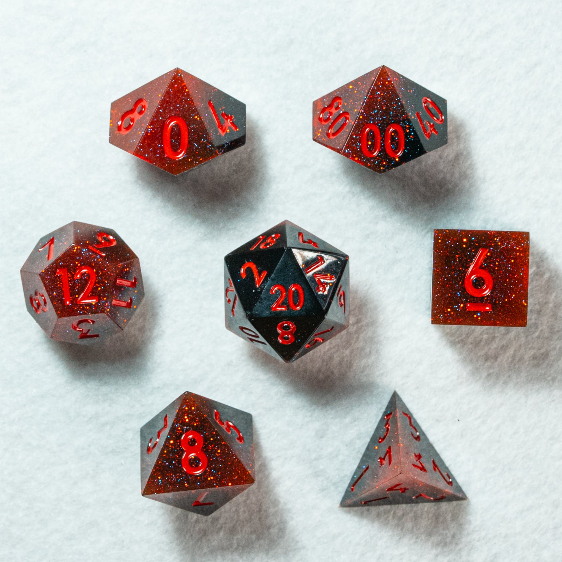 Photo de tous les dés de Magie Écarlate