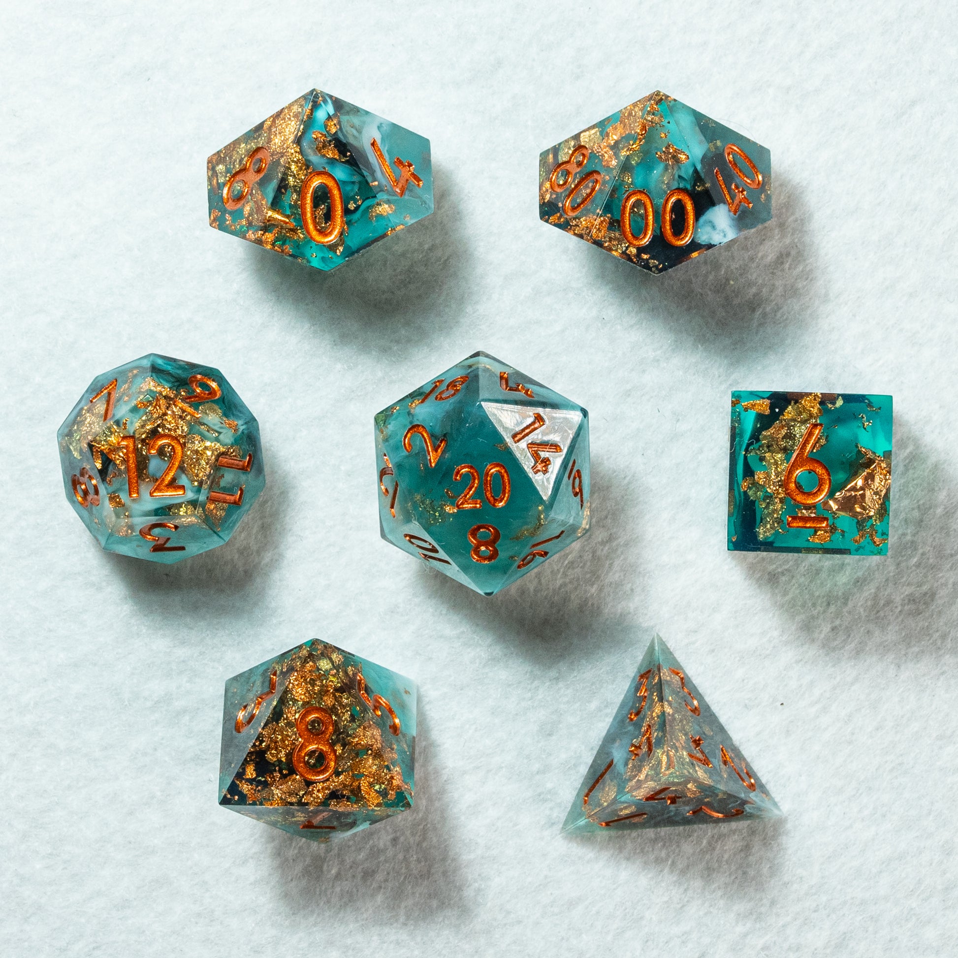 Photo de tous les dés de Royaume Déchu