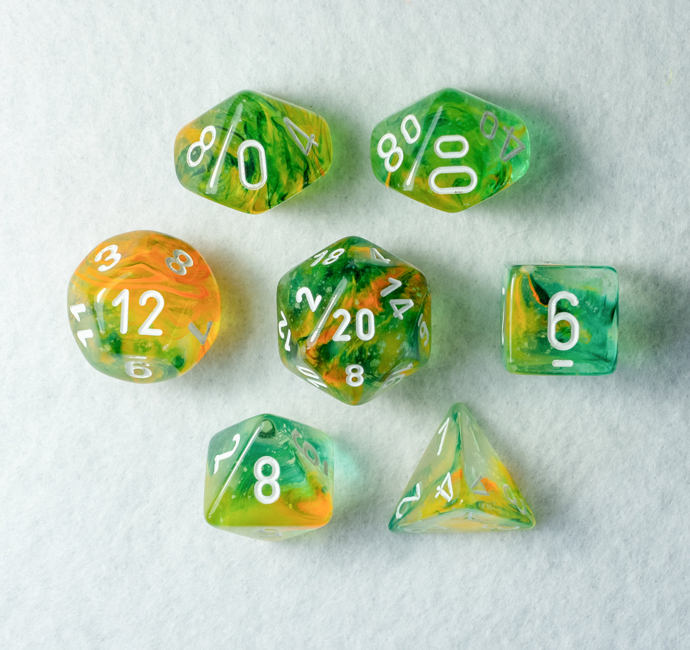 Image 1 of product Set de dés JDR : Nebula Printemps/Blanc Luminary