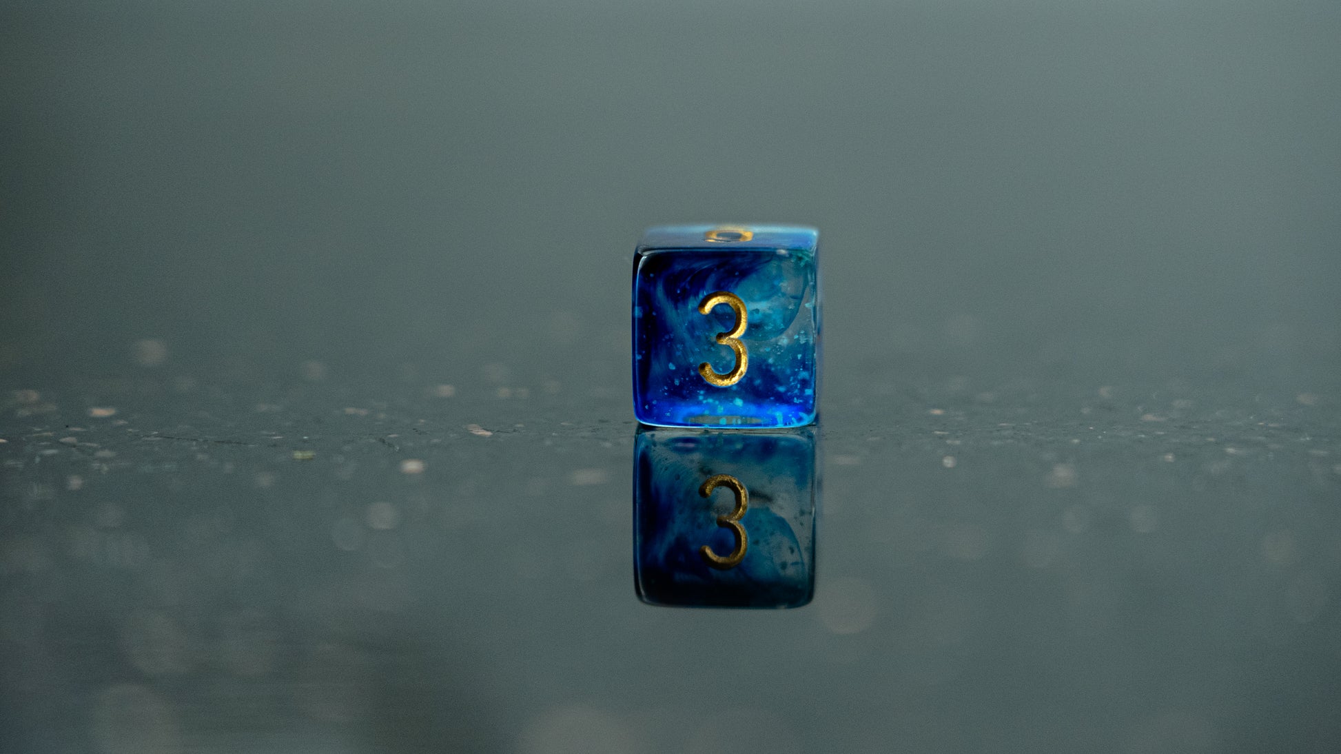 Image 3 of product Set de dés JDR : Nebula Océan/Or Luminary